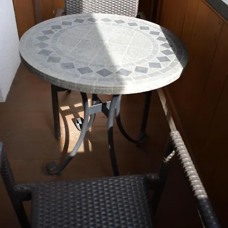 Apartment Privatzimmeroase Felicitas Exklusive