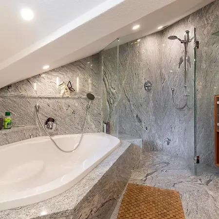 Privatzimmeroase Felicitas Exklusive 지를