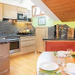 Апартаменты Privatzimmeroase Felicitas Exklusive Цирль